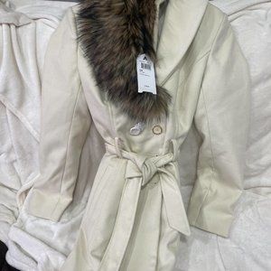 GUESS Trench Coat Belted with Faux Fur Collar